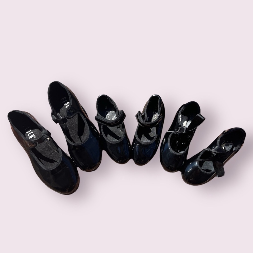 Tap Shoes For Girls. Size 5 1/2 youth, 6 children, and 6 children